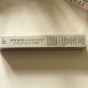 It Cosmetics Bye Bye Under Eye - Eyelift in a Tube Concealer and Brightener Tan